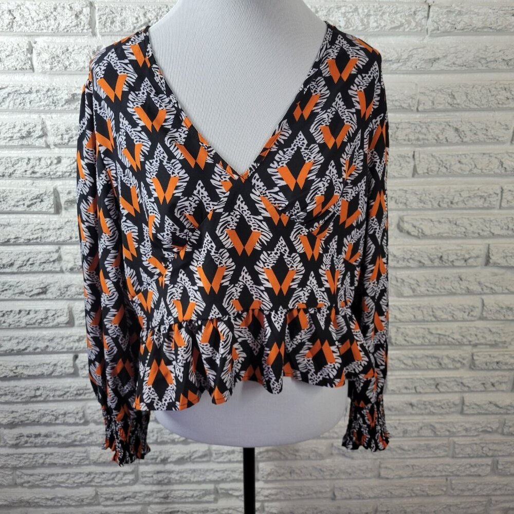 Shein Curve Women's 1XL Orange Black Geometric Smocked Long Sleeve GEO168E